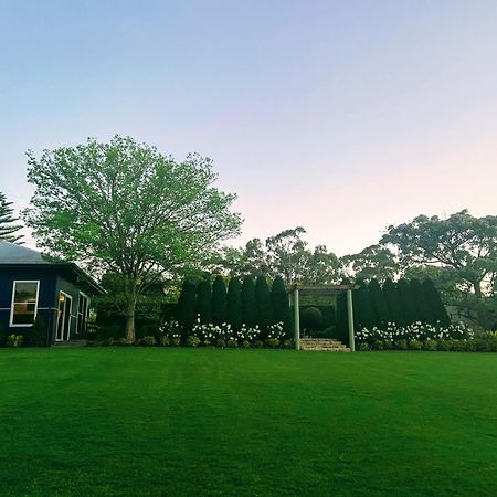 S T U D I O 22 Peaceful Retreat With Garden Views Apartment Port Lincoln Bagian luar foto