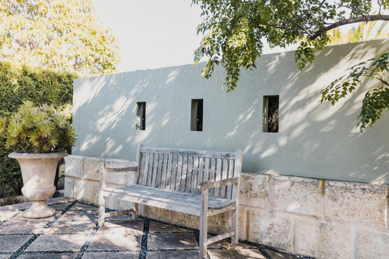 S T U D I O 22 Peaceful Retreat With Garden Views Apartment Port Lincoln Bagian luar foto
